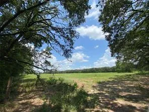$385,000 | 2425 County Road 2425, Como, TX 75431