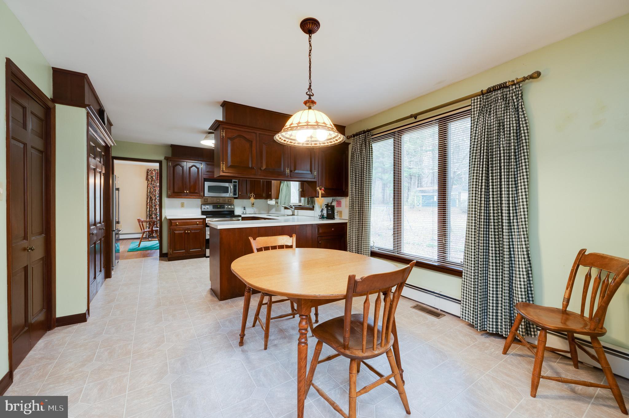51 Conrad Road Fleetwood, PA 19522 - Photo 4 of 61 Gallery Image 4