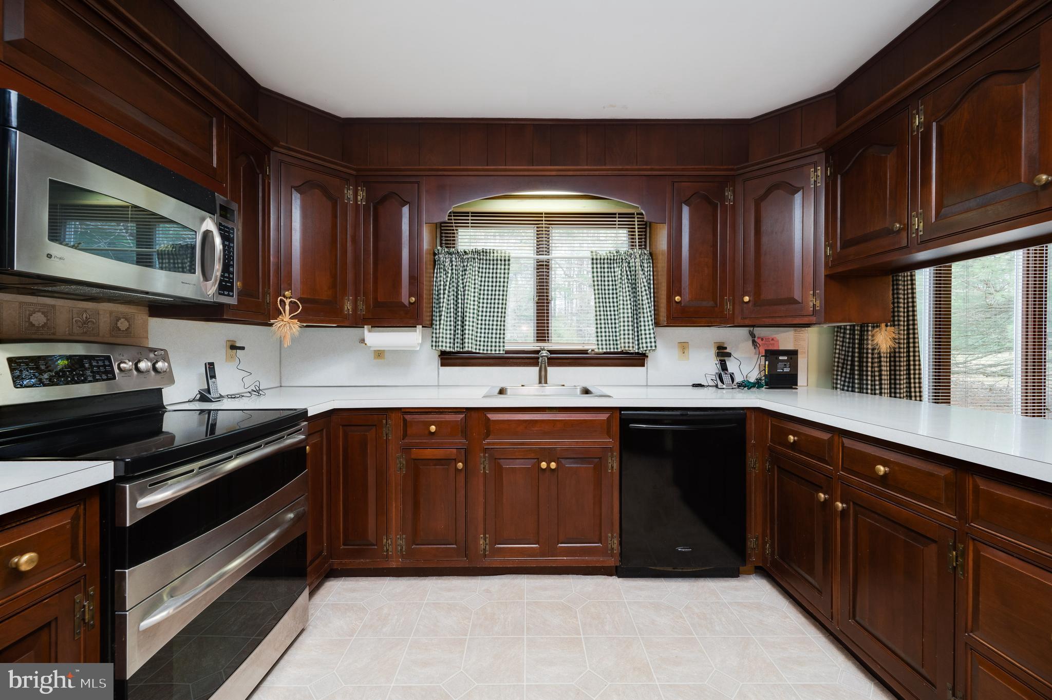 51 Conrad Road Fleetwood, PA 19522 - Photo 9 of 61 Gallery Image 9