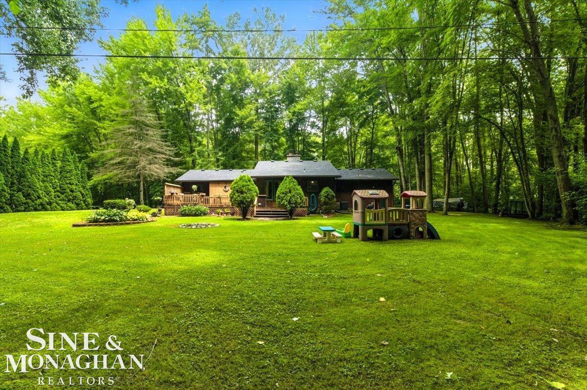 9038 Stone Road Algonac, MI 48001 - Photo 26 of 46 50190481-b4e12759-0111-40d2-b8cc-392cf0e5a649.JPG