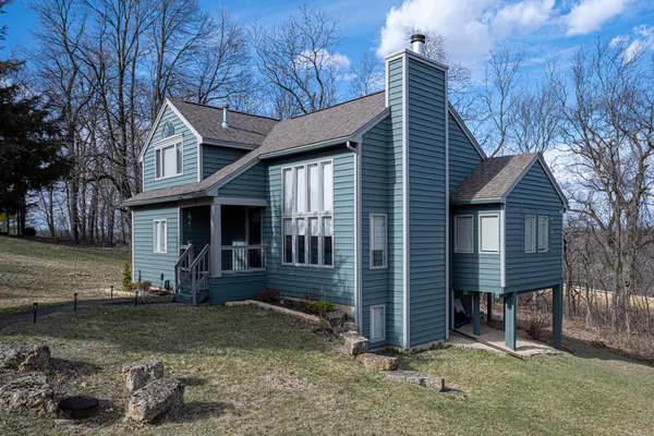 $475,000 | 4 Cinnabar Lane, Galena, IL 61036