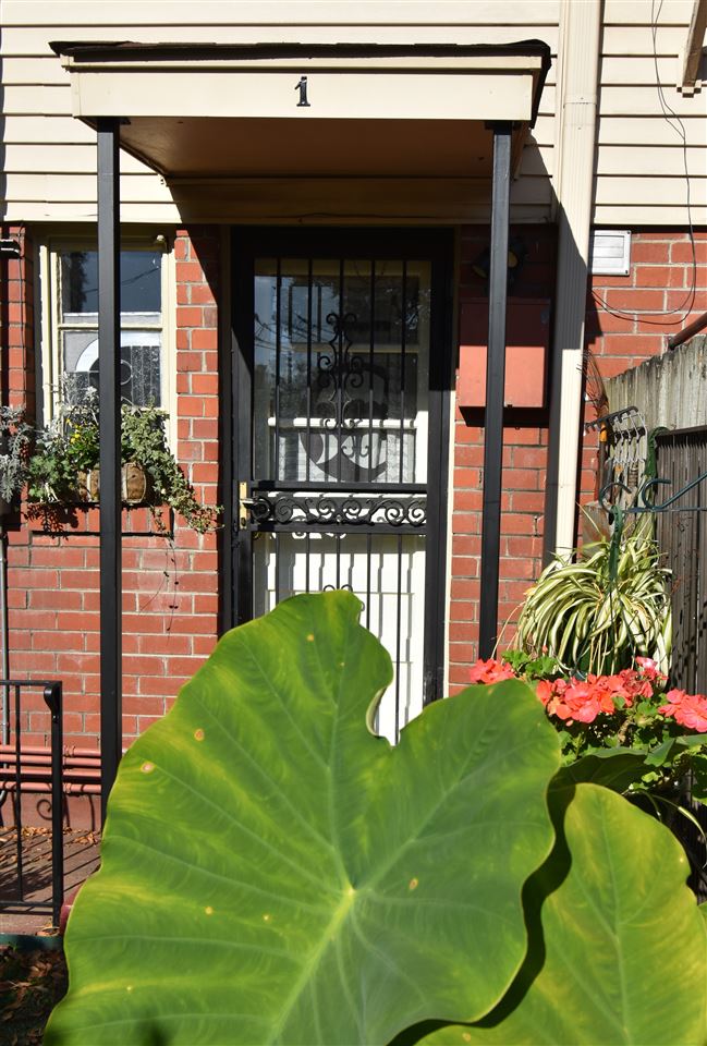 3009 Walnut Grove Road, Unit 1 Memphis, TN 38111 - Photo 15 of 17 Gallery Image 15
