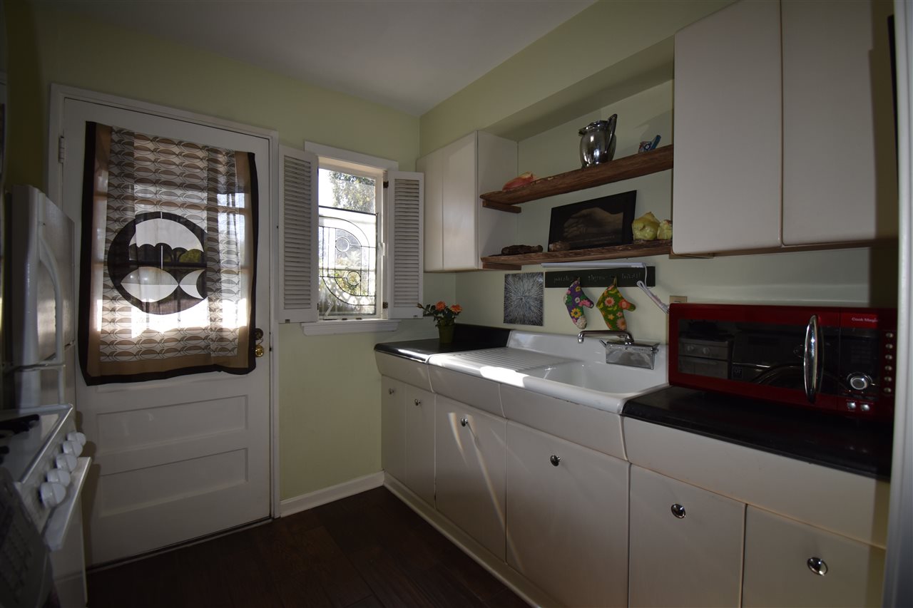 3009 Walnut Grove Road, Unit 1 Memphis, TN 38111 - Photo 10 of 17 Gallery Image 10