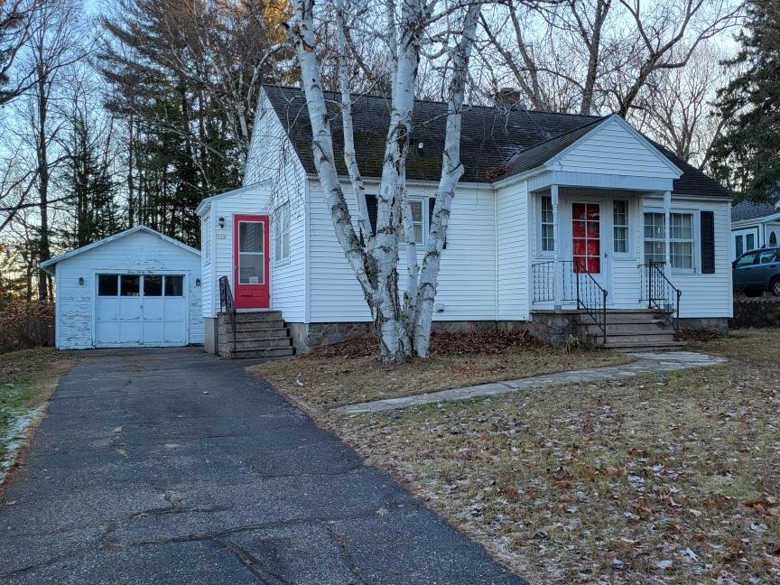 339 Highview Parkway Rhinelander, WI 54501 - Photo 1 of 25 Gallery Image 1