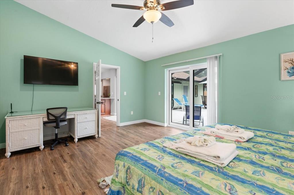 3041 Nocturne Road Venice, FL 34293 - Photo 17 of 54