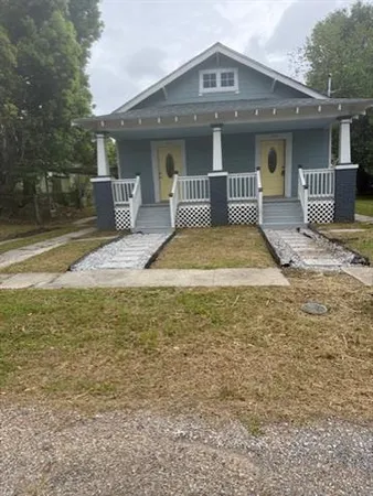 $2,250 | 718 Majestic Place, New Orleans, LA 70114