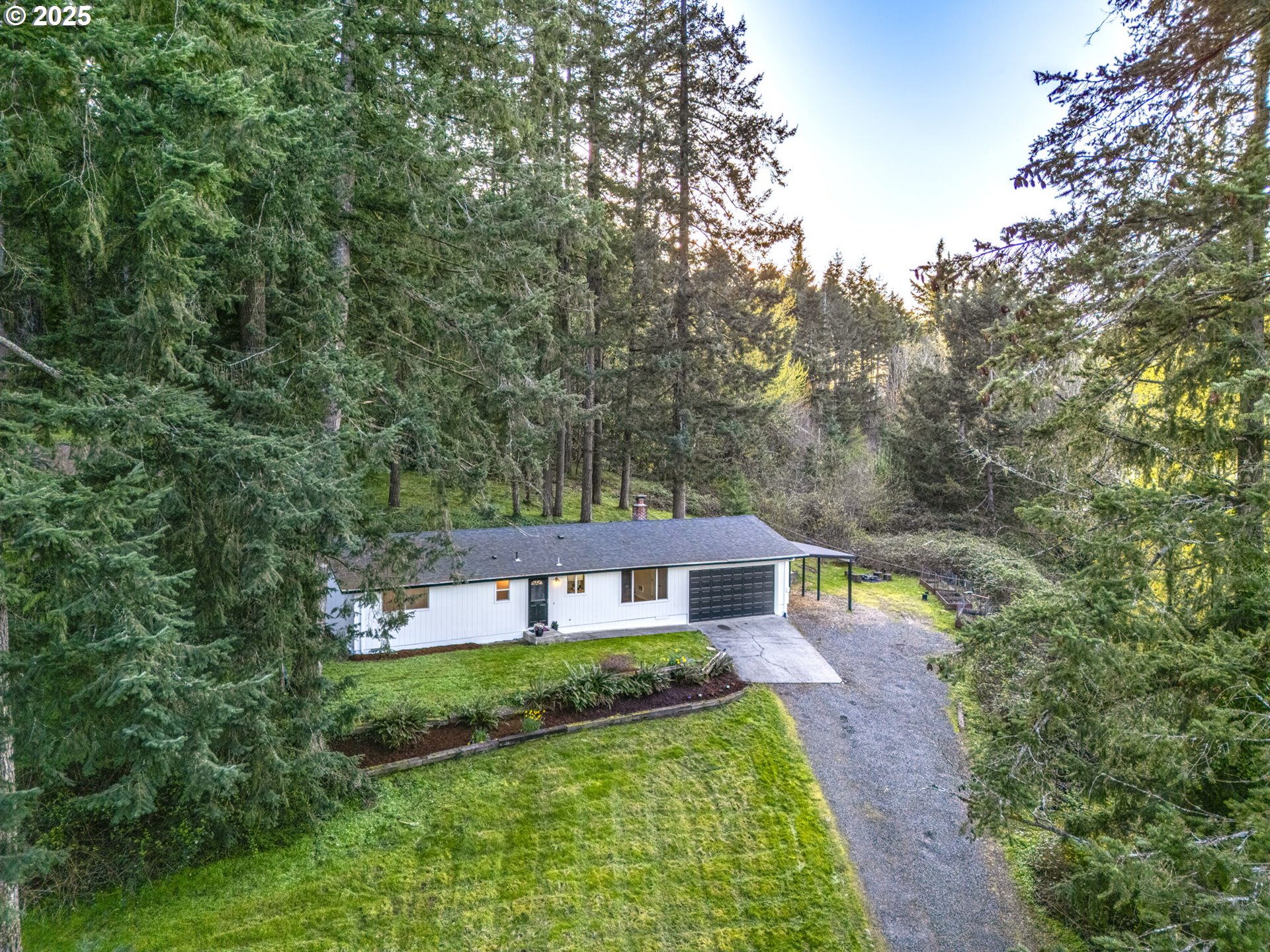 15357 South Bradley Road Oregon City, OR 97045 - Photo 2 of 42