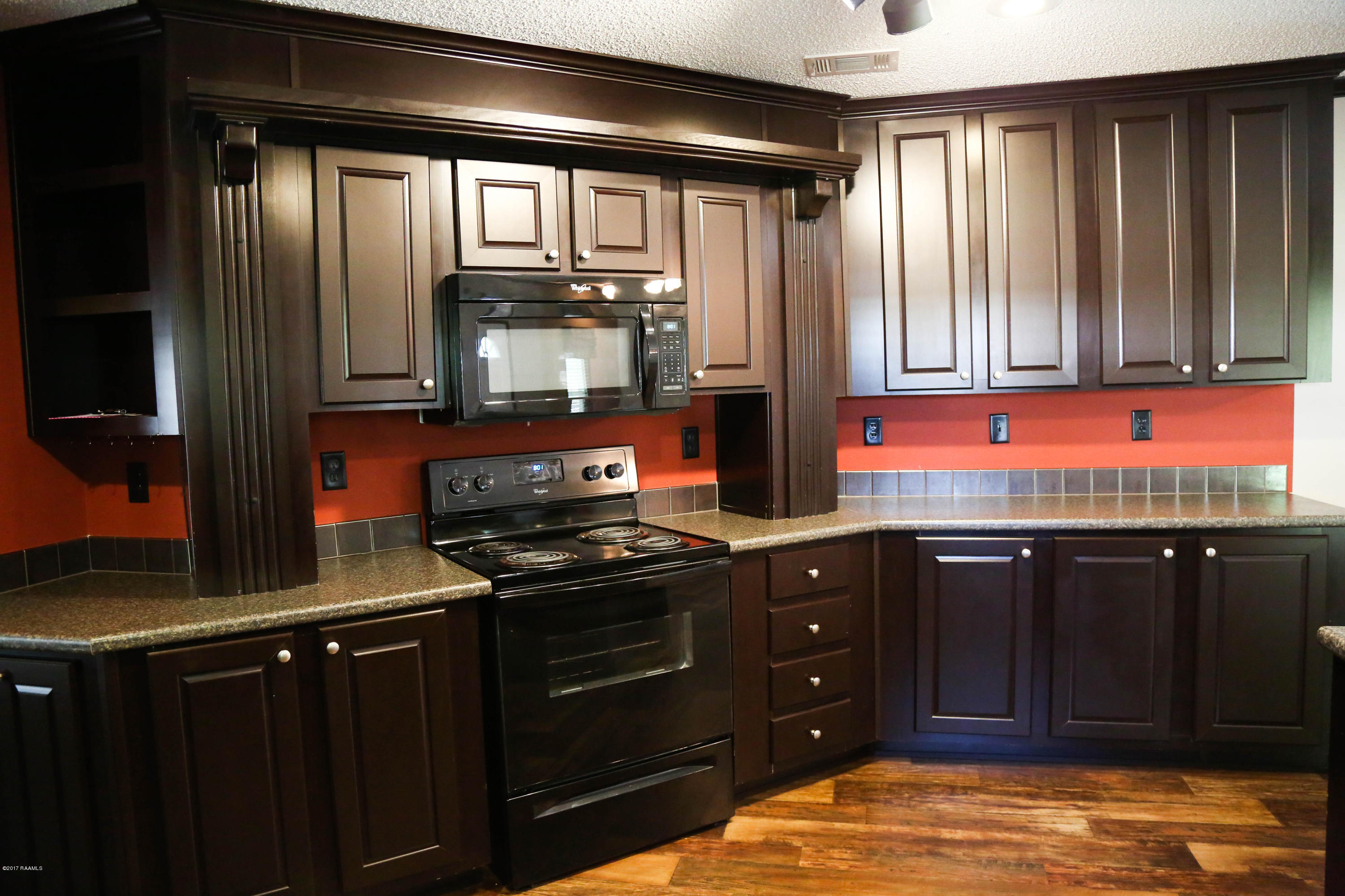 501 Kin Drive Delcambre, LA 70528 - Photo 4 of 11 Kitchen