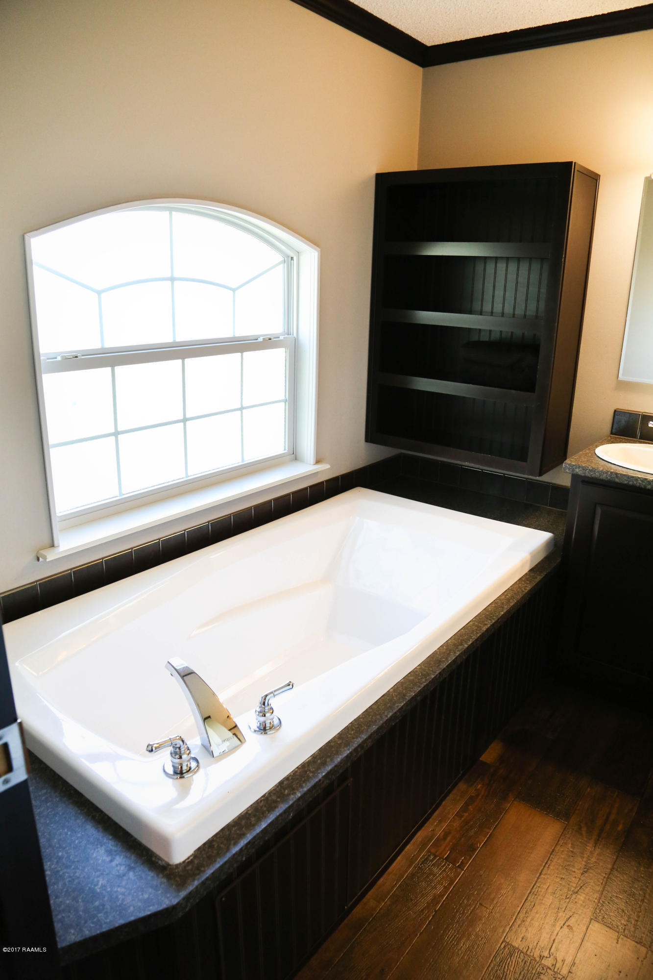 501 Kin Drive Delcambre, LA 70528 - Photo 10 of 11 Master Bath