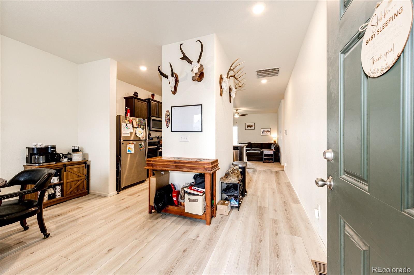 316 Maple Street Bennett, CO 80102 - Photo 5 of 26