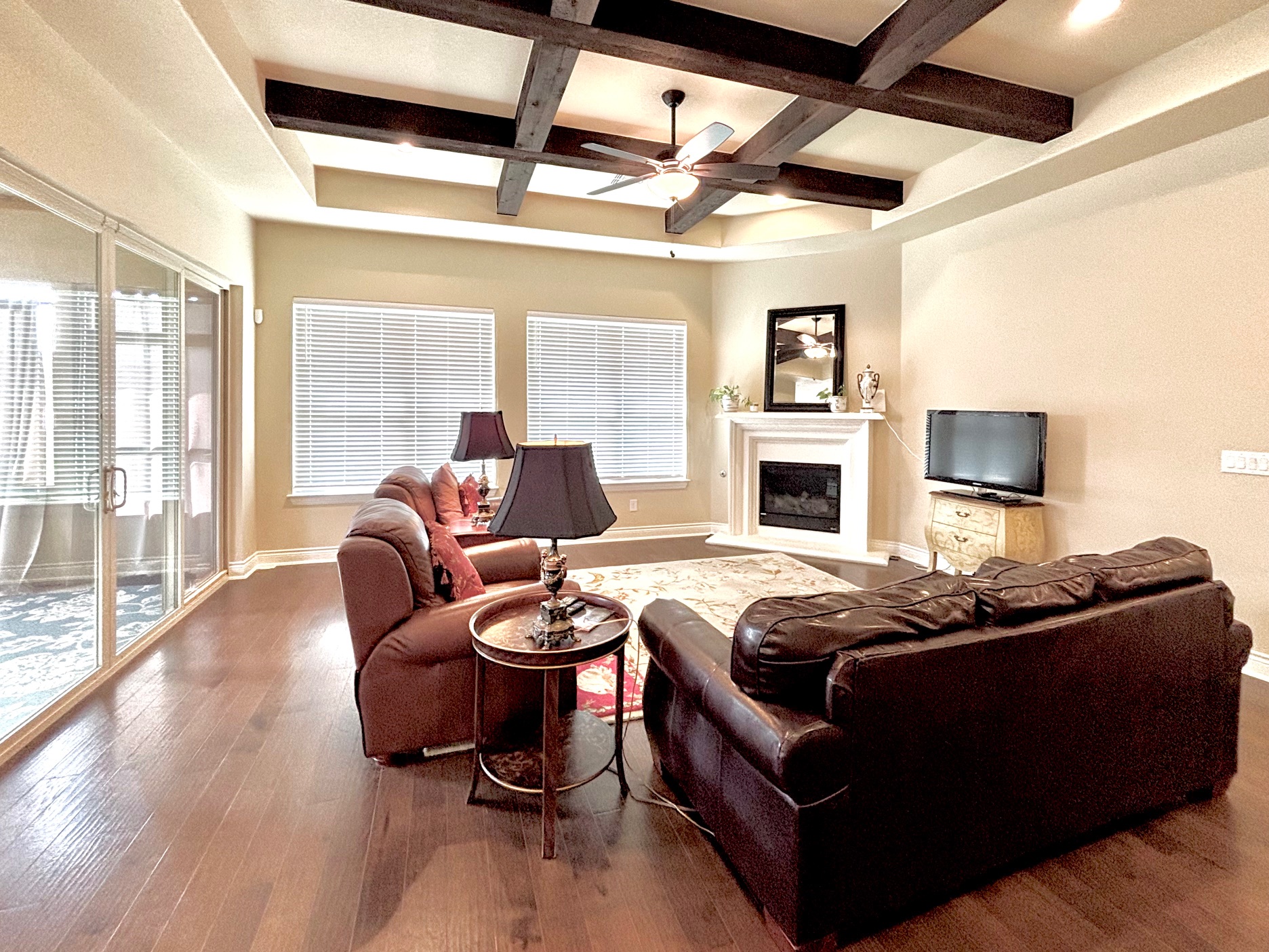 820 Desaix Drive Georgetown, TX 78628 - Photo 9 of 35 a living room with furniture fireplace and flat screen tv