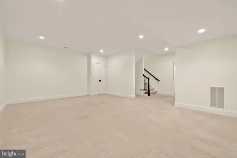 $1,999,900 | 4609 Glenbrook Parkway, Bethesda, MD 20814