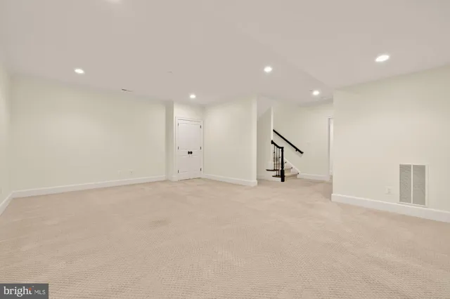 $1,999,900 | 4609 Glenbrook Parkway, Bethesda, MD 20814