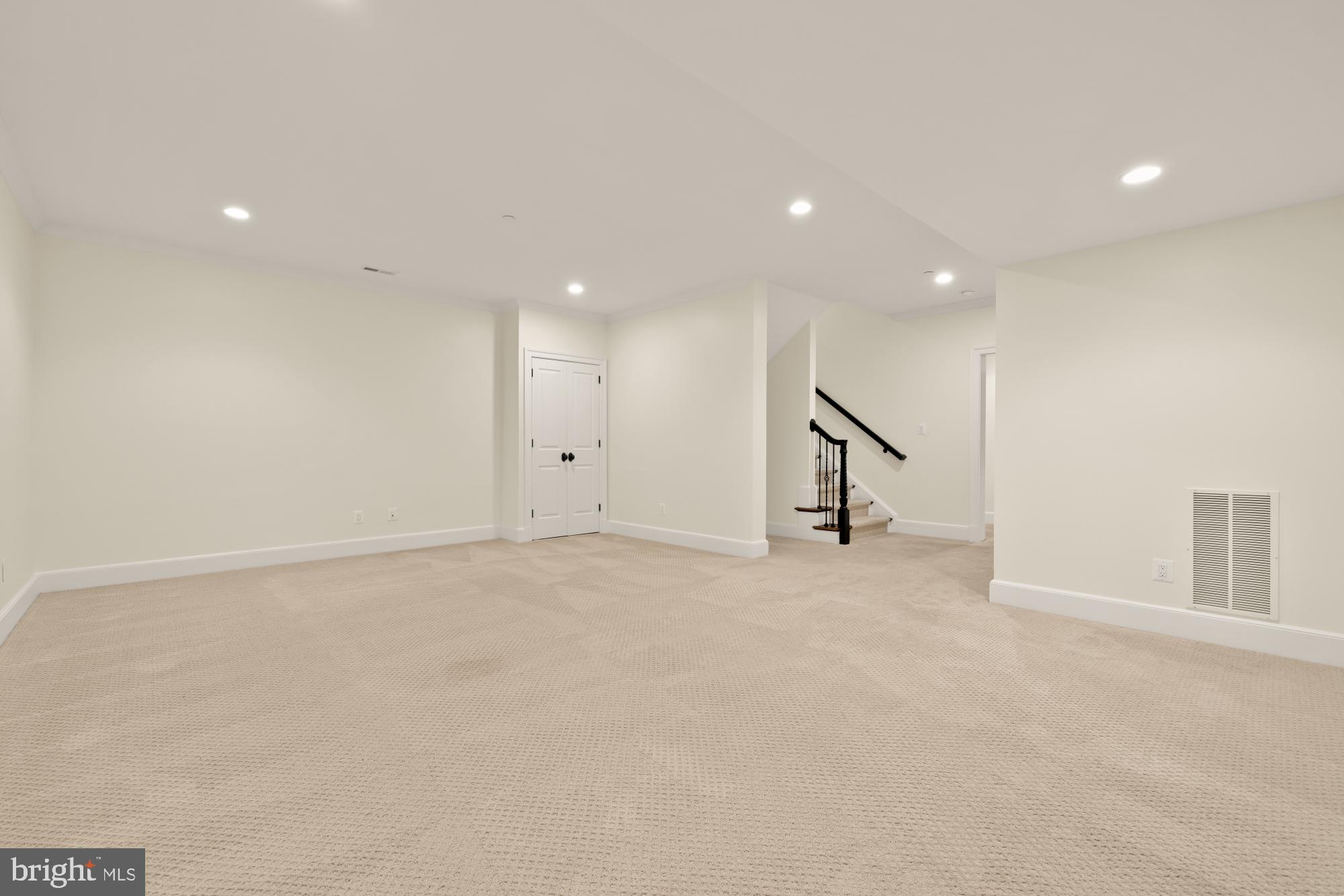 4609 Glenbrook Parkway Bethesda, MD 20814 - Photo 52 of 62