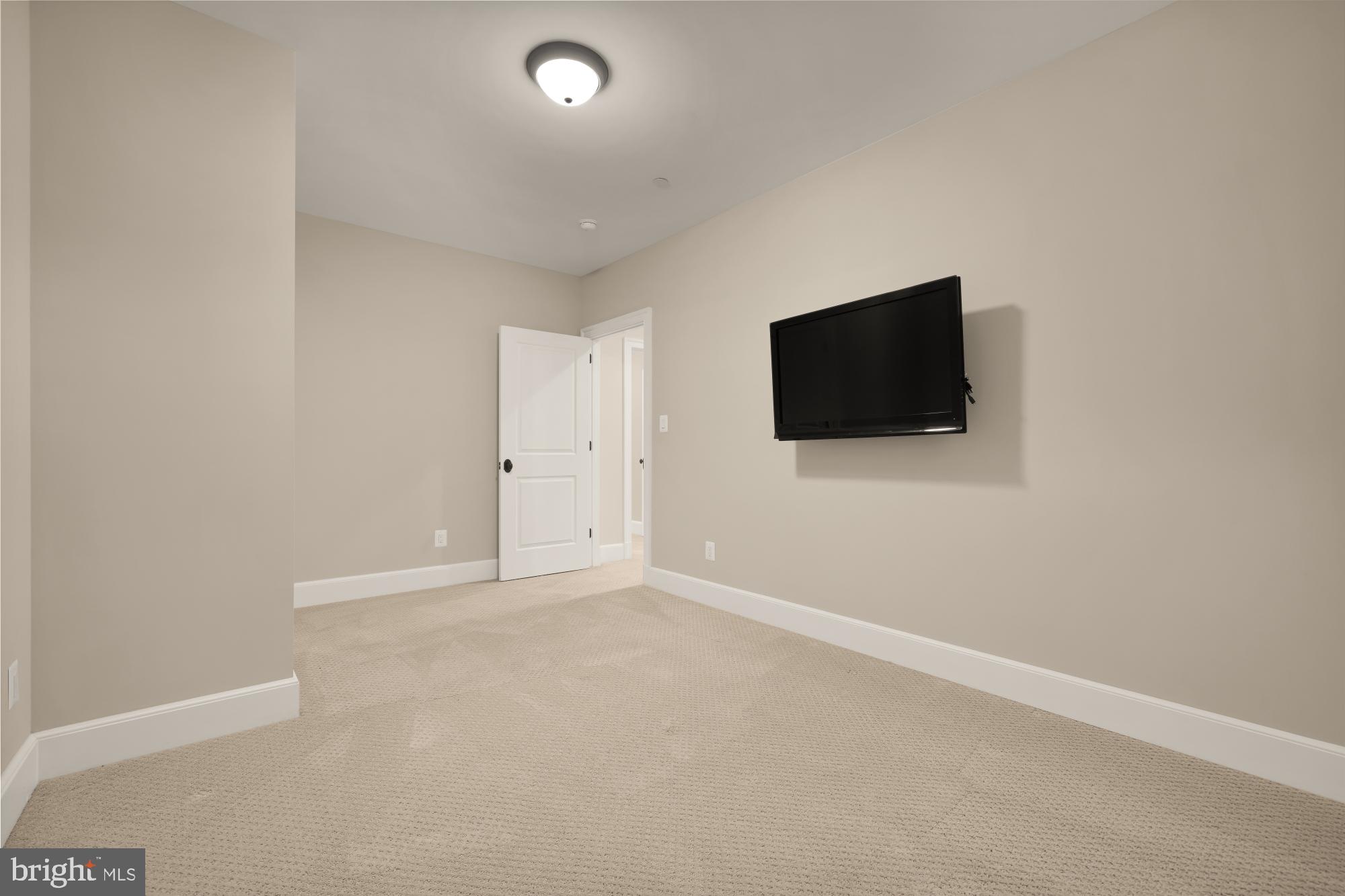 4609 Glenbrook Parkway Bethesda, MD 20814 - Photo 58 of 62 BEDROOM 5