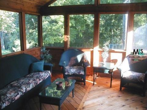 3403 Edmunton Drive Rochester, MI 48306 - Photo 7 of 9 822443-6.JPG