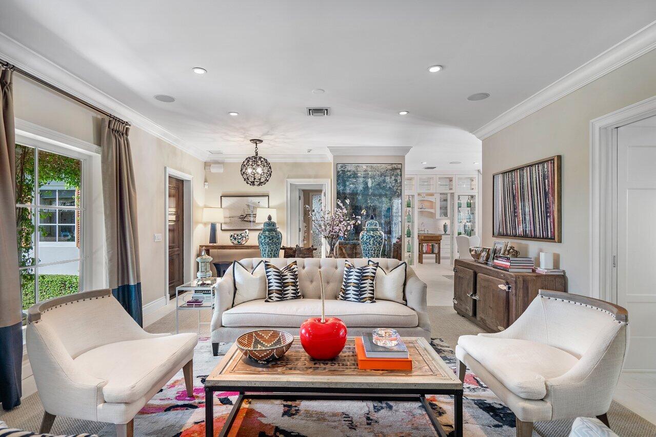 265 List Road Palm Beach, FL 33480 - Photo 6 of 38 a living room with furniture and kitchen view