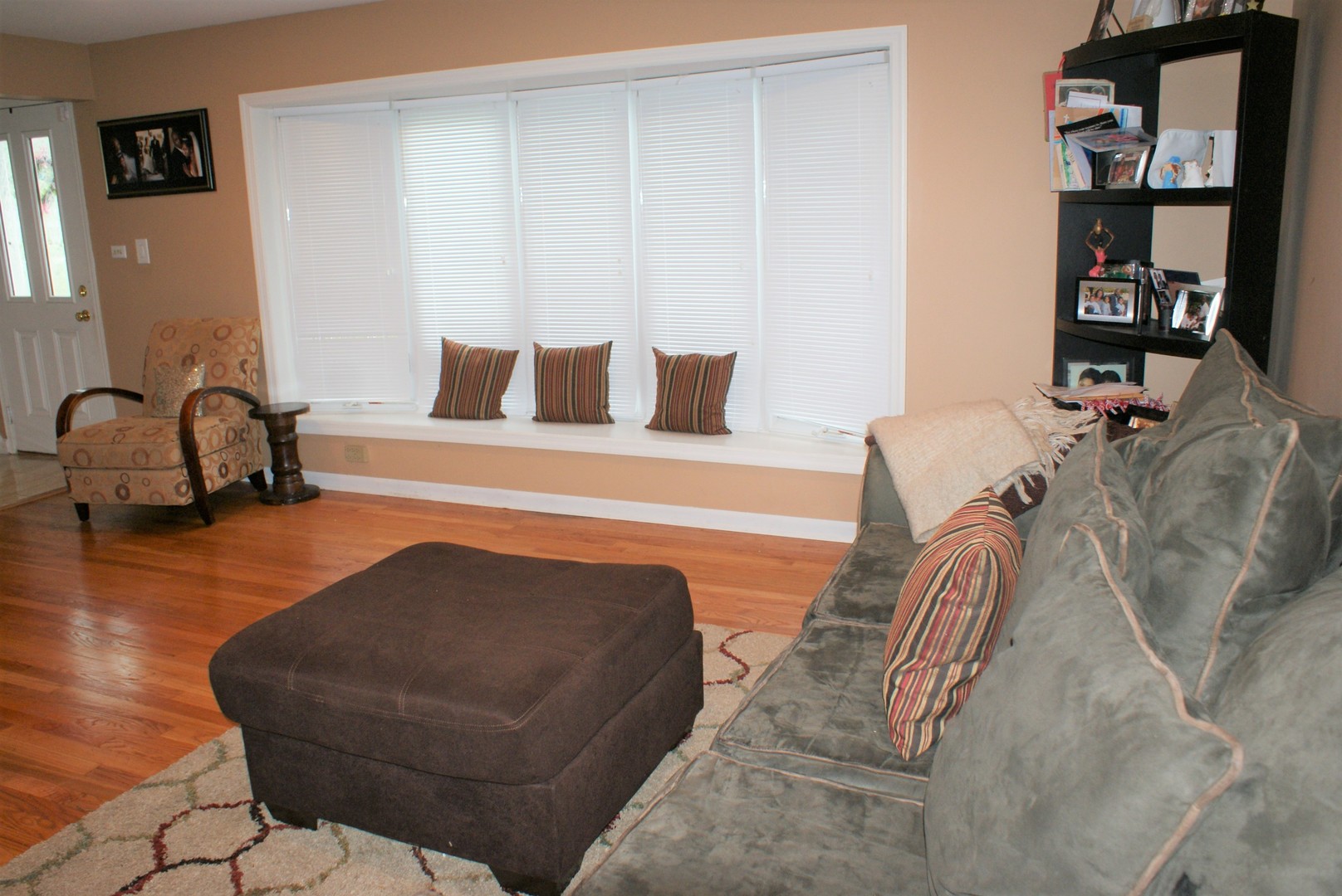 5737 West Maple Avenue Berkeley, IL 60163 - Photo 3 of 15