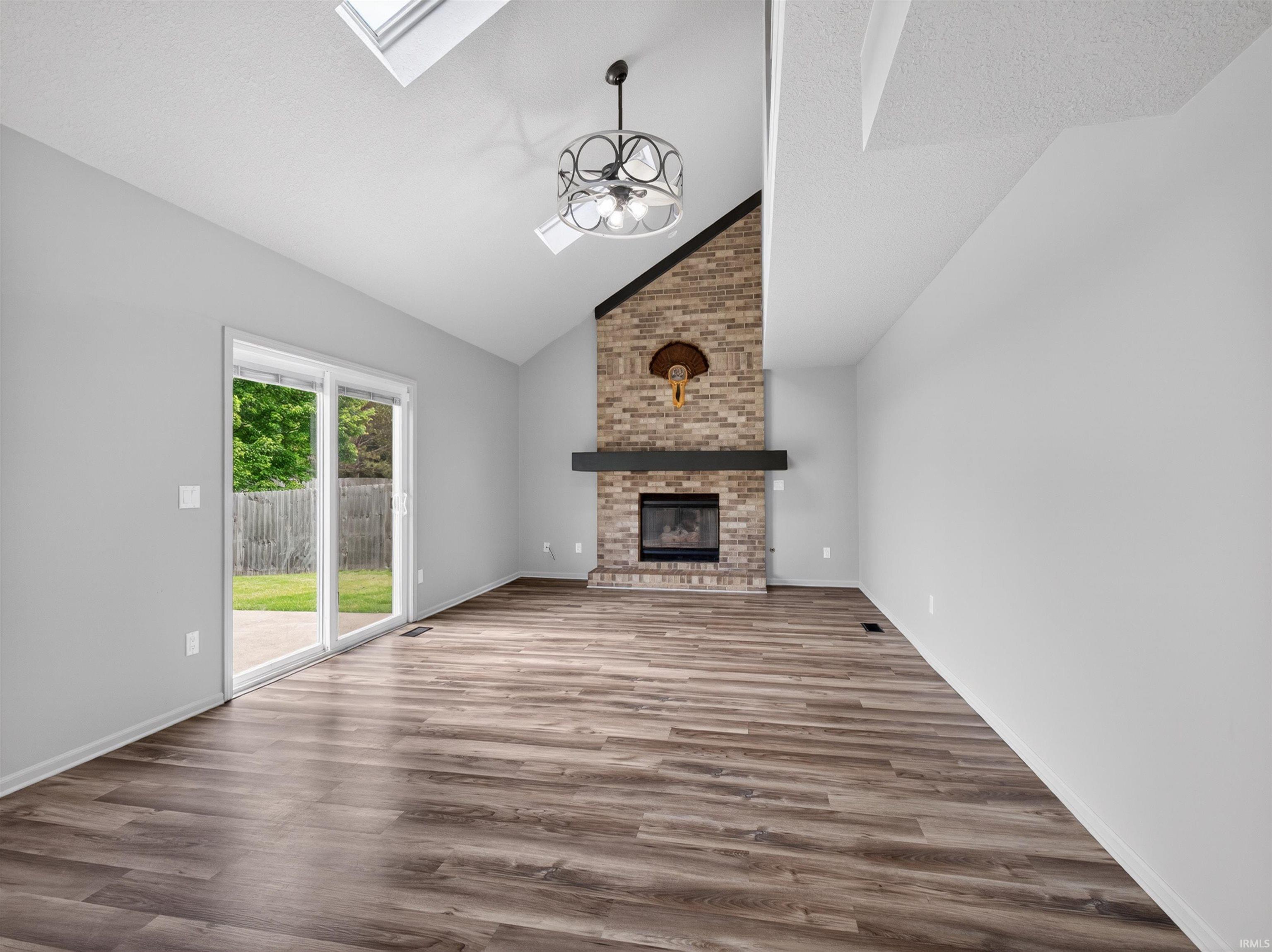 10433 Cherry Creek Road Fort Wayne, IN 46818 - Photo 14 of 37