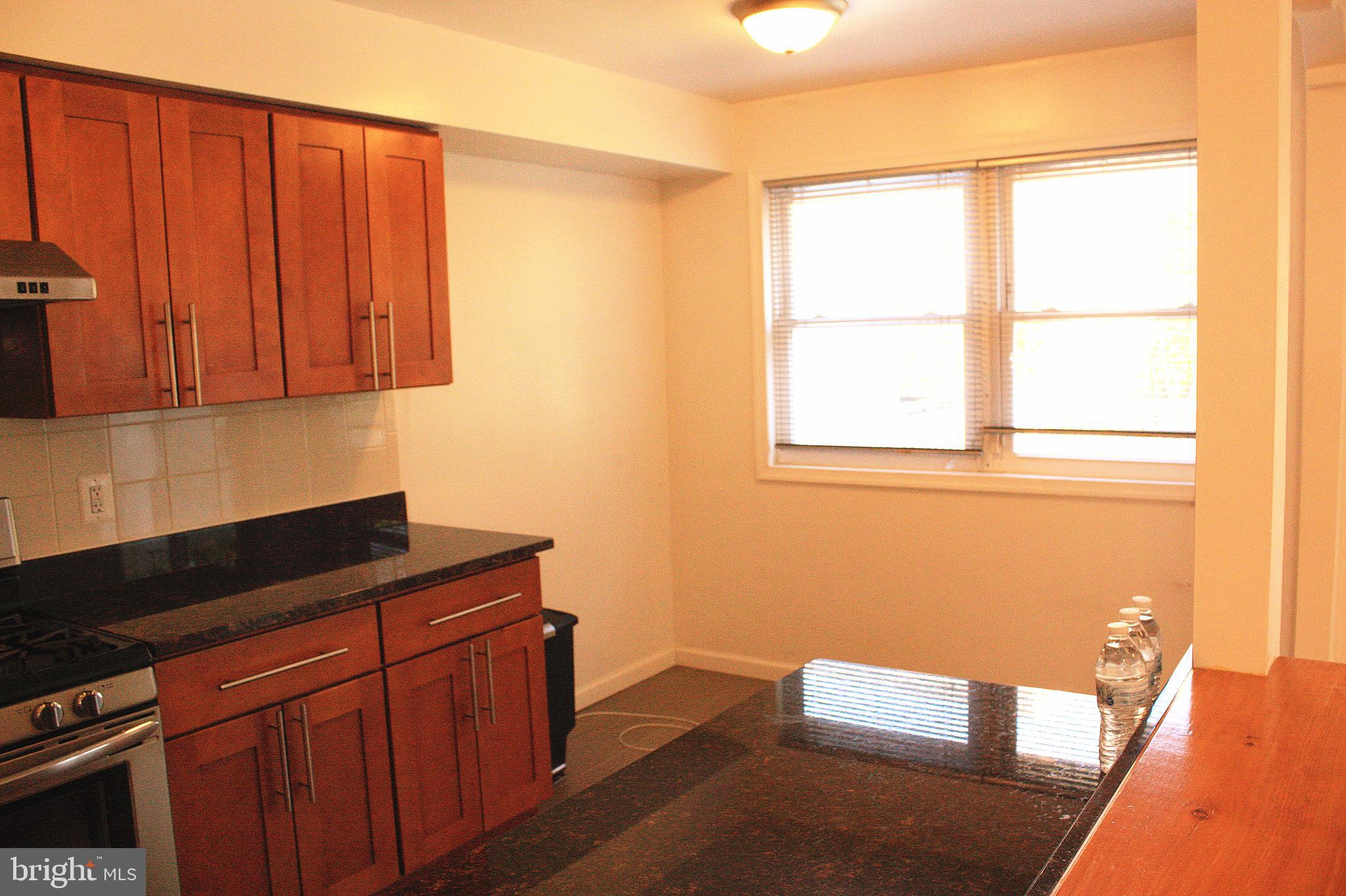 3315 Belgreen Road Philadelphia, PA 19154 - Photo 13 of 32 Dining Area and Kitchen