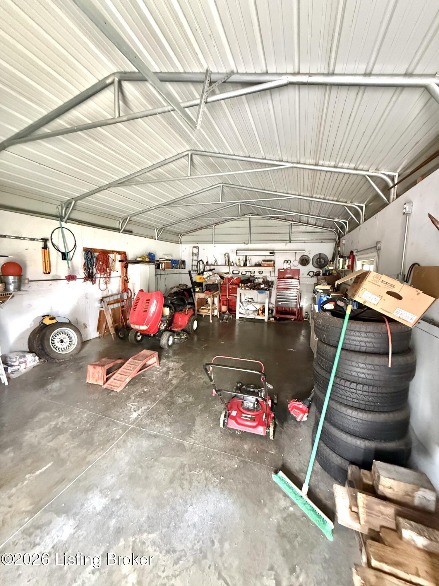 4766 Flatlick Road Mount Washington, KY 40047 - Photo 5 of 19 5