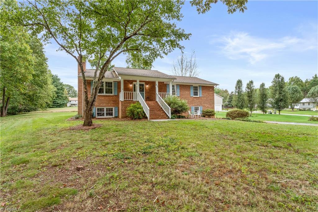 6002 Hunters Ridge Court Lexington, NC 27295 - Photo 1 of 35 Gallery Image 1