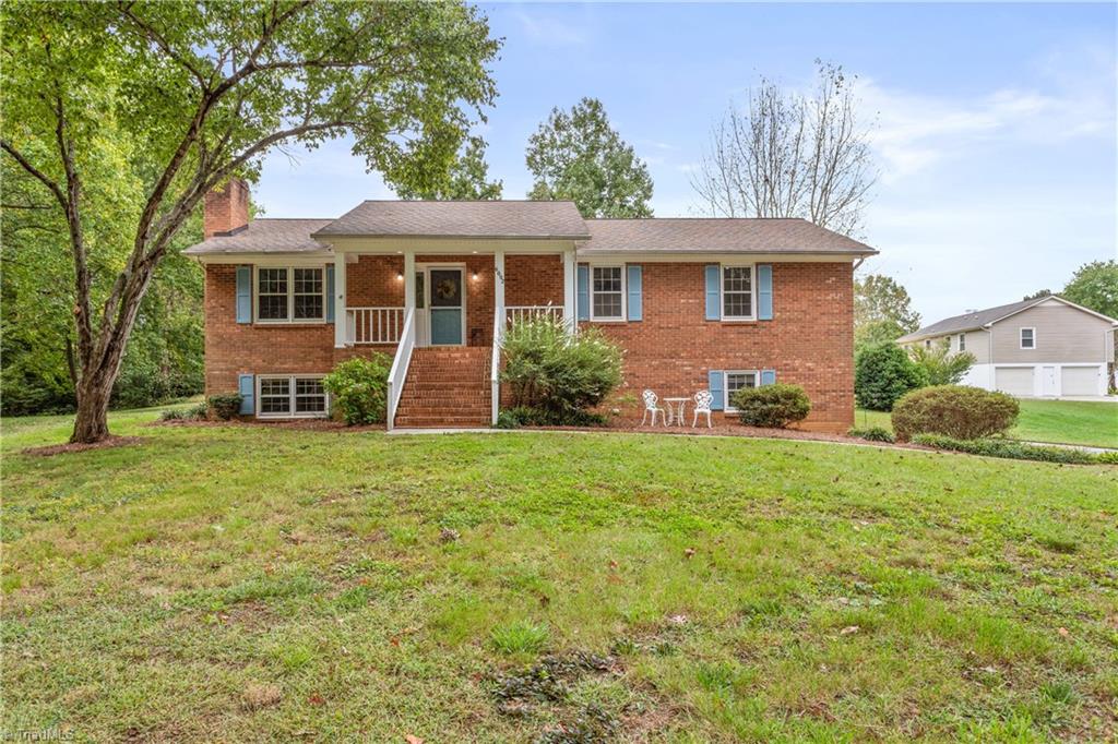 6002 Hunters Ridge Court Lexington, NC 27295 - Photo 2 of 35 Gallery Image 2