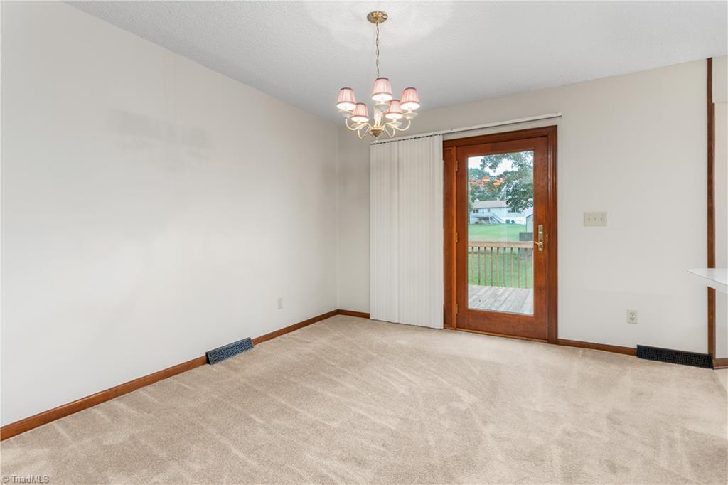 6002 Hunters Ridge Court Lexington, NC 27295 - Photo 11 of 35 Gallery Image 11