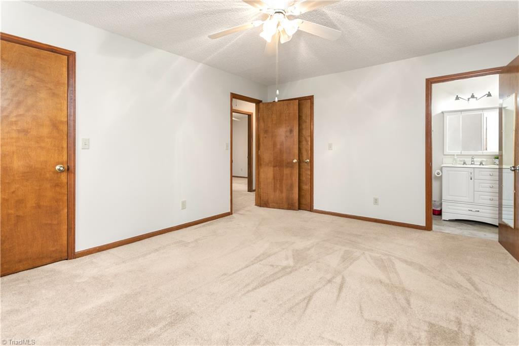 6002 Hunters Ridge Court Lexington, NC 27295 - Photo 18 of 35 Gallery Image 18