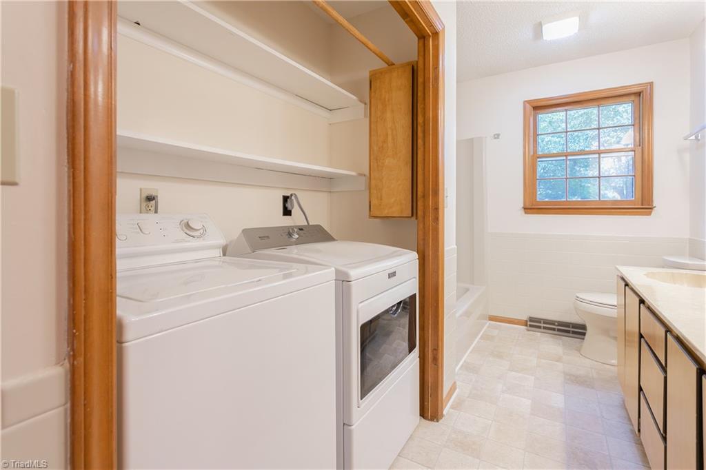 6002 Hunters Ridge Court Lexington, NC 27295 - Photo 21 of 35 Gallery Image 21