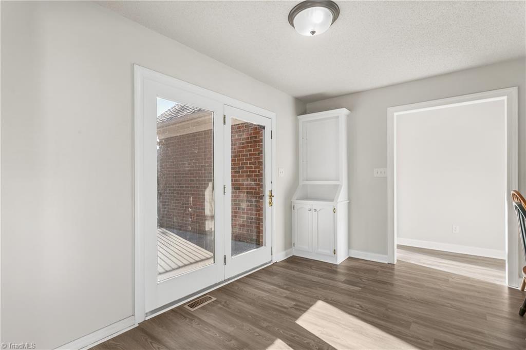 2318 Rogers Road Graham, NC 27253 - Photo 10 of 39 Gallery Image 10