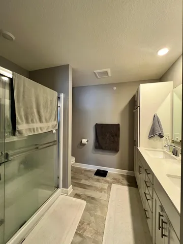 $2,595 | 5021 Useppa Trail, Woodbury, MN 55129