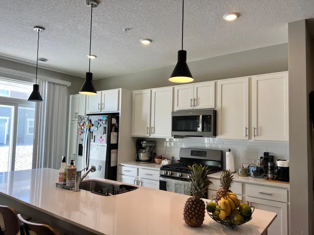 $2,595 | 5021 Useppa Trail, Woodbury, MN 55129