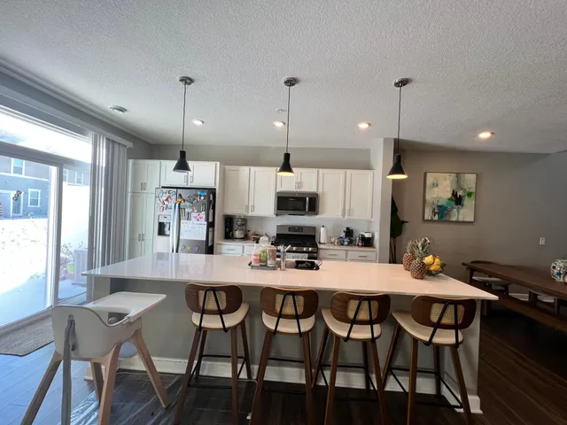 $2,595 | 5021 Useppa Trail, Woodbury, MN 55129