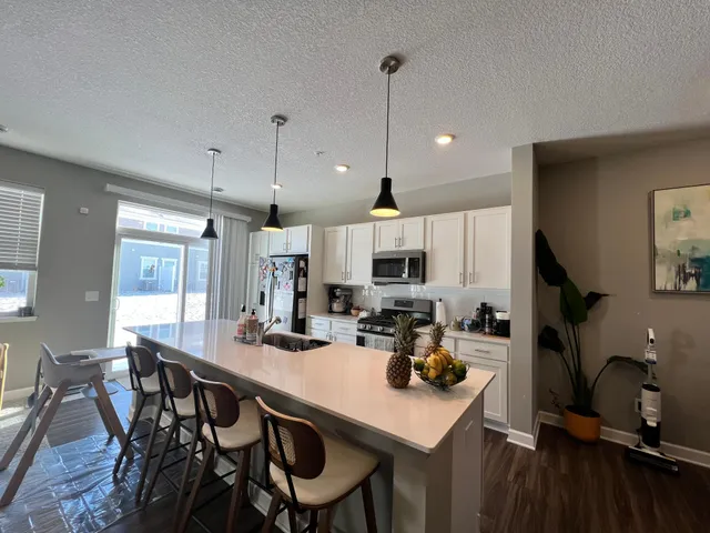 $2,595 | 5021 Useppa Trail, Woodbury, MN 55129