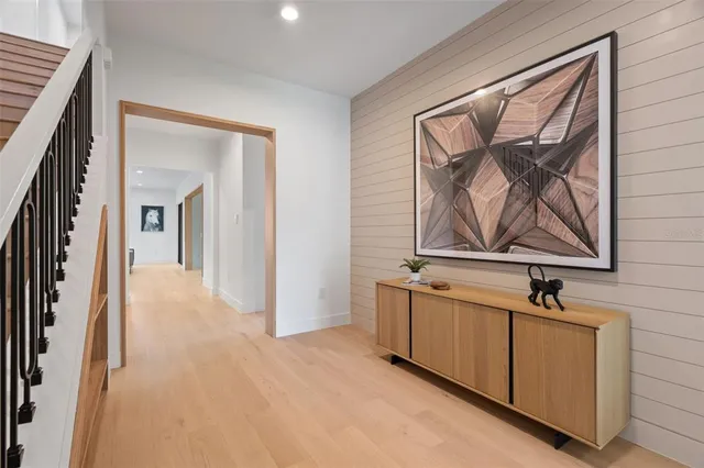 $2,000,000 | 6564 Lagoon Street, Windermere, FL 34786