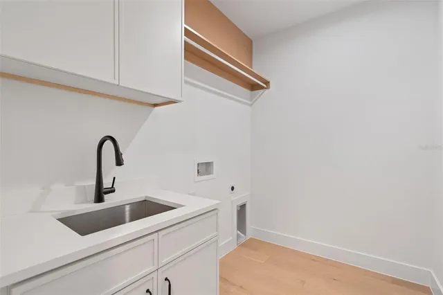 $2,000,000 | 6564 Lagoon Street, Windermere, FL 34786