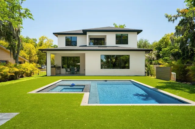 $2,000,000 | 6564 Lagoon Street, Windermere, FL 34786