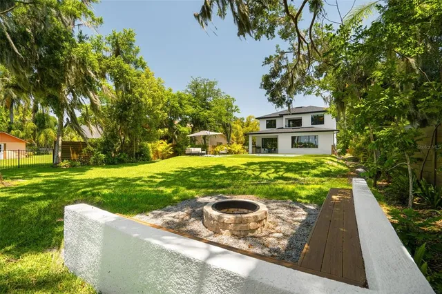 $2,000,000 | 6564 Lagoon Street, Windermere, FL 34786