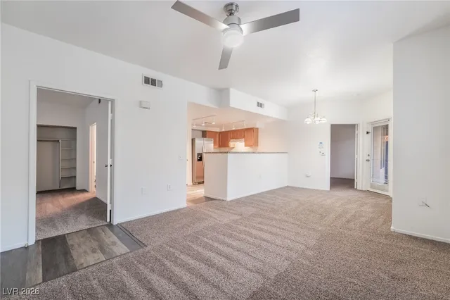 $1,500 | 10245 South Maryland Parkway, Unit 154, Las Vegas, NV 89183
