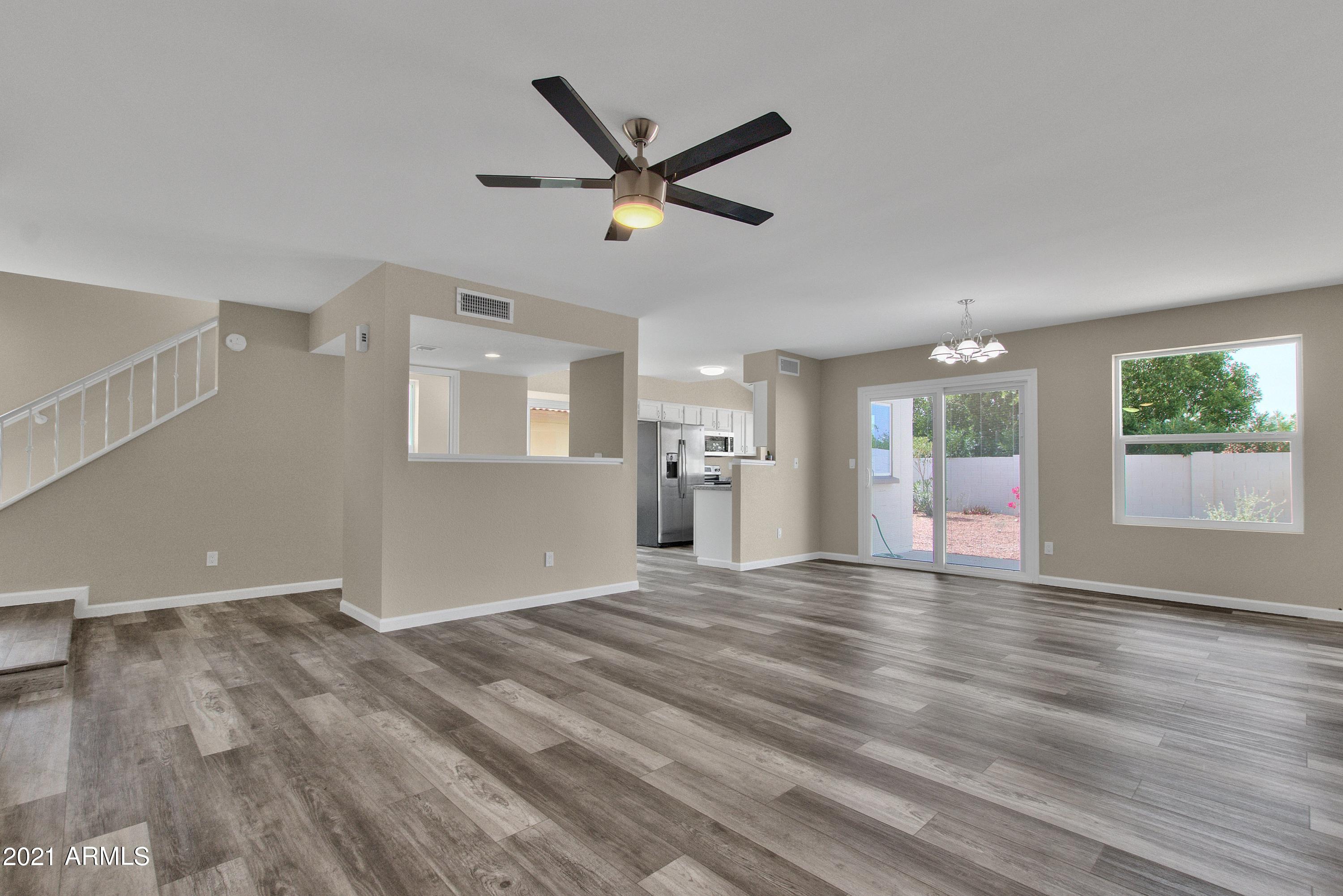 4353 East Corral Road Phoenix, AZ 85044 - Photo 9 of 32 09