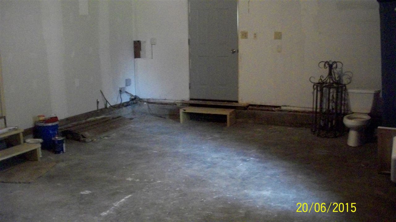 5460 Southbrook Road Fort Wayne, IN 46835 - Photo 9 of 11 Gallery Image 9