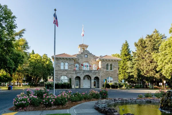 $3,900,000 | 2399 Sobre Vista Road, Sonoma, CA 95476