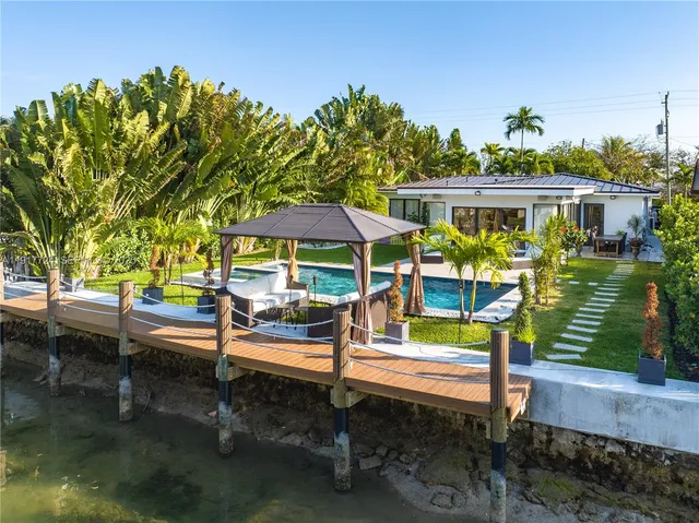 $23,000 | 1625 Daytonia Road, Miami Beach, FL 33141