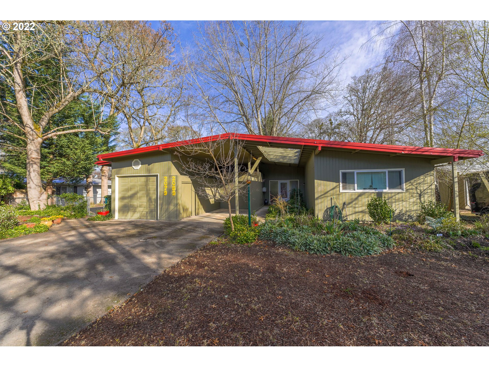 2079 Fairway Loop Eugene, OR 97401 - Photo 2 of 2 Gallery Image 2