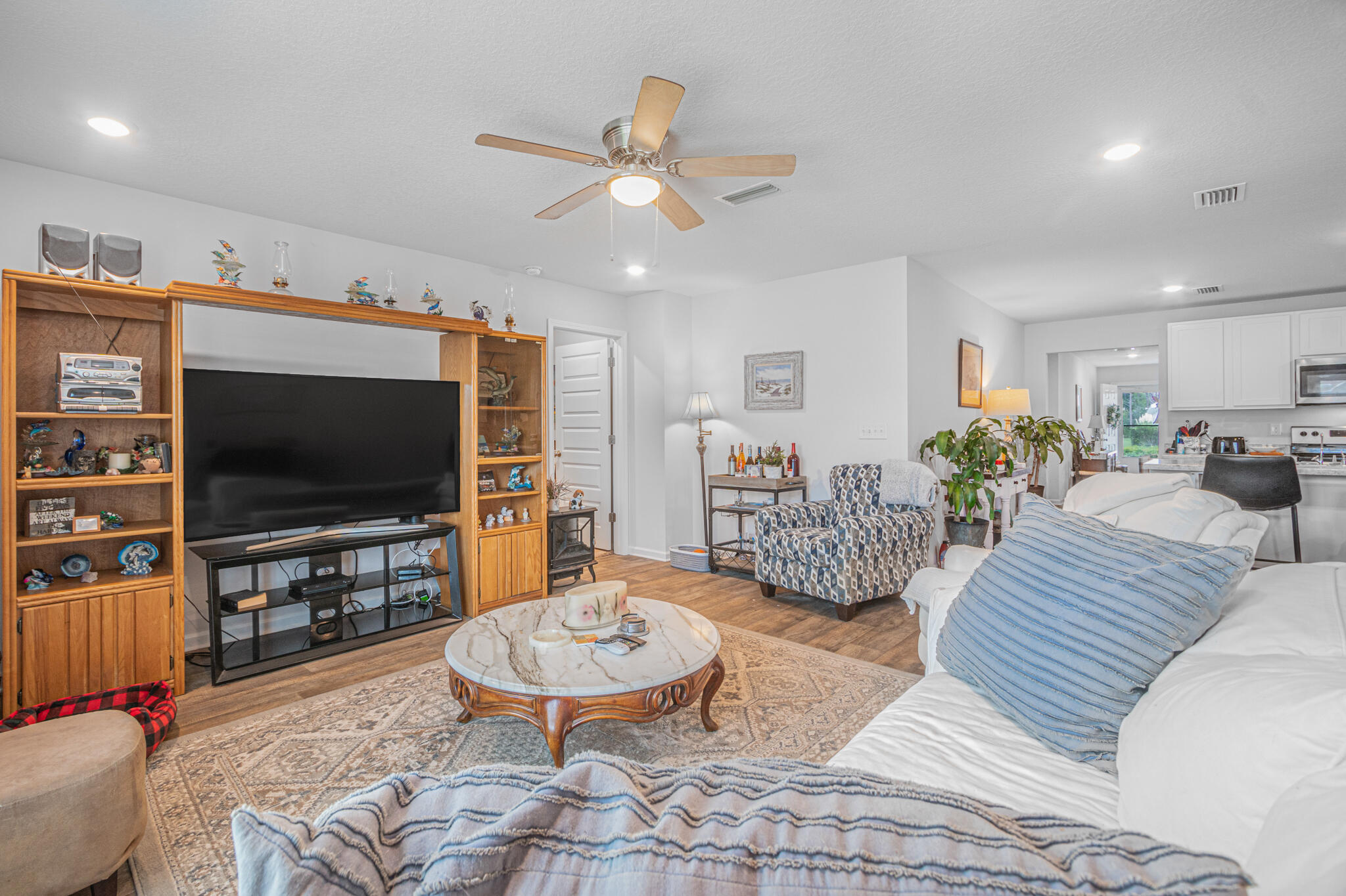 518 Earl Godwin Road Freeport, FL 32439 - Photo 12 of 23 Copy of DSC05515