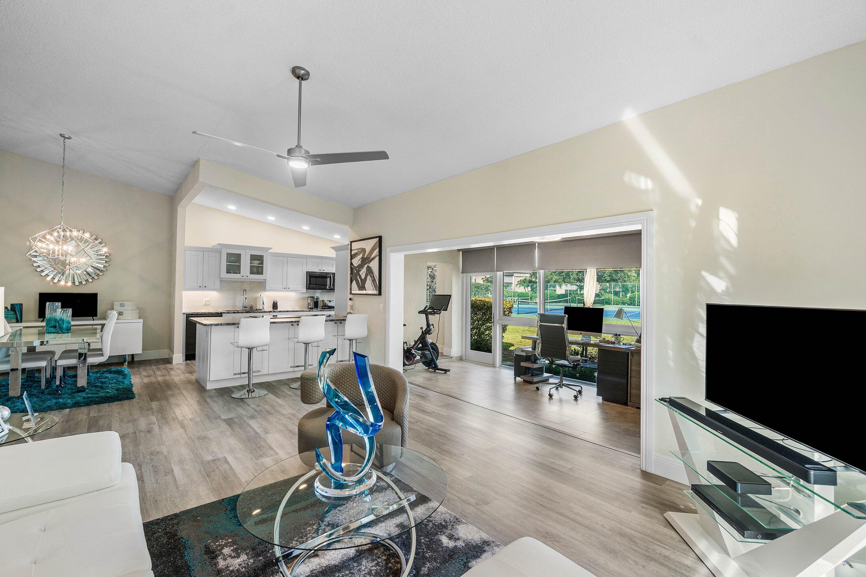 732 Lago Road Delray Beach, FL 33445 - Photo 6 of 42 Living View