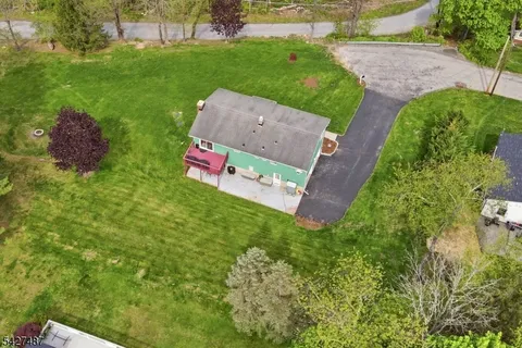$499,900 | 11 Davis Terrace, Newton, NJ 07860