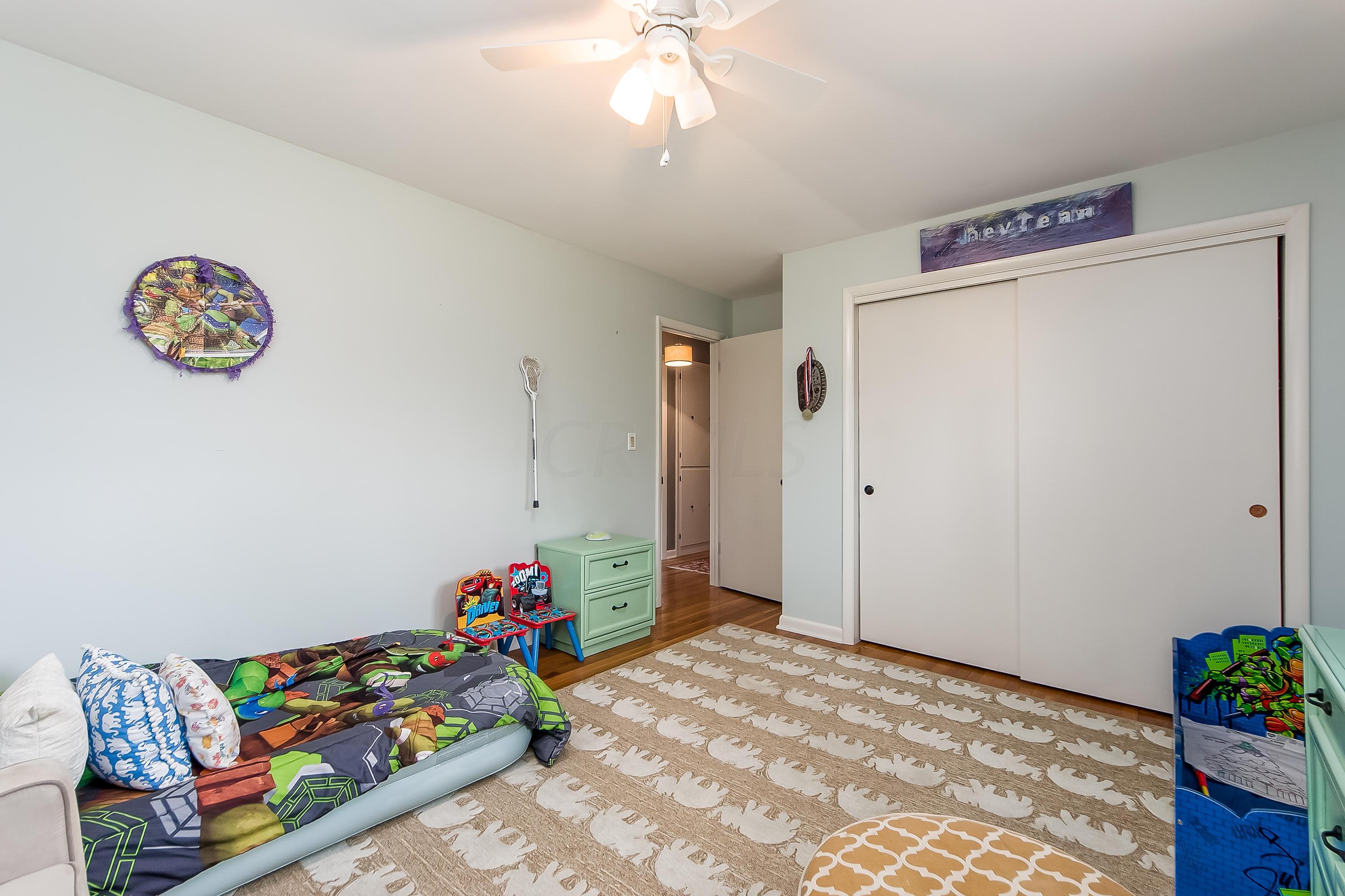 3868 Chevington Road Columbus, OH 43220 - Photo 21 of 32