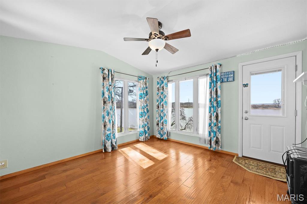 25324 Lyons Road Carlyle, IL 62231 - Photo 11 of 42